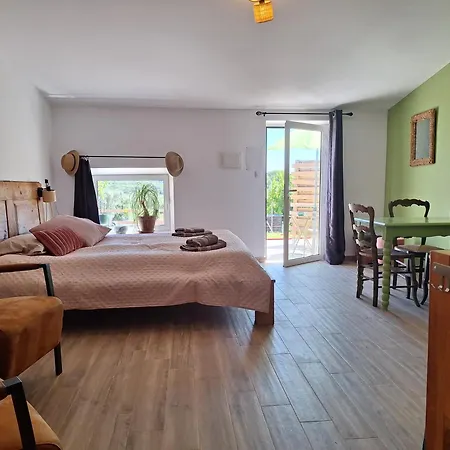 Casa Dani Studio Gina, Tomar 3* Carregueiros